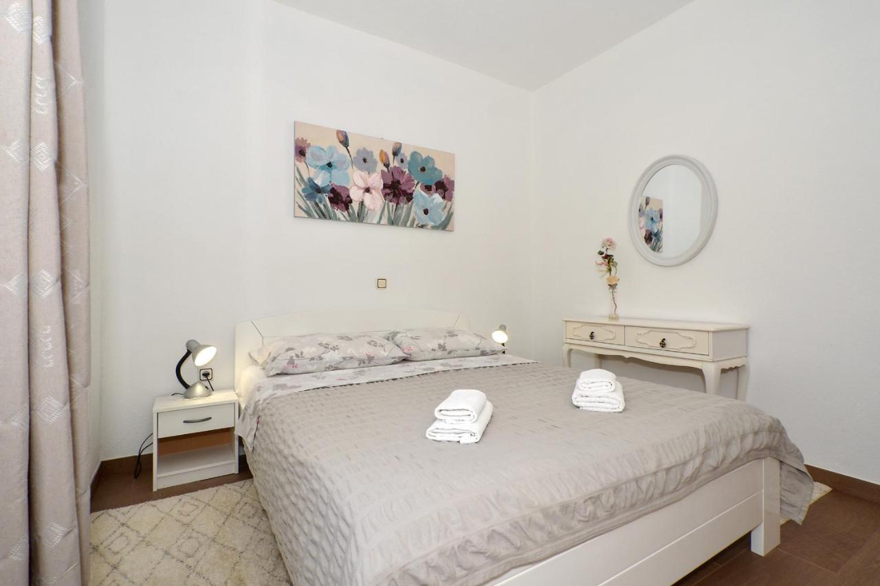 Apartment Una セゲット・ヴラニツァ エクステリア 写真